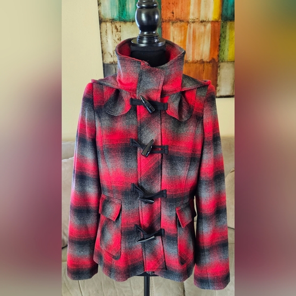 Red Jacket - Picture 1 of 6